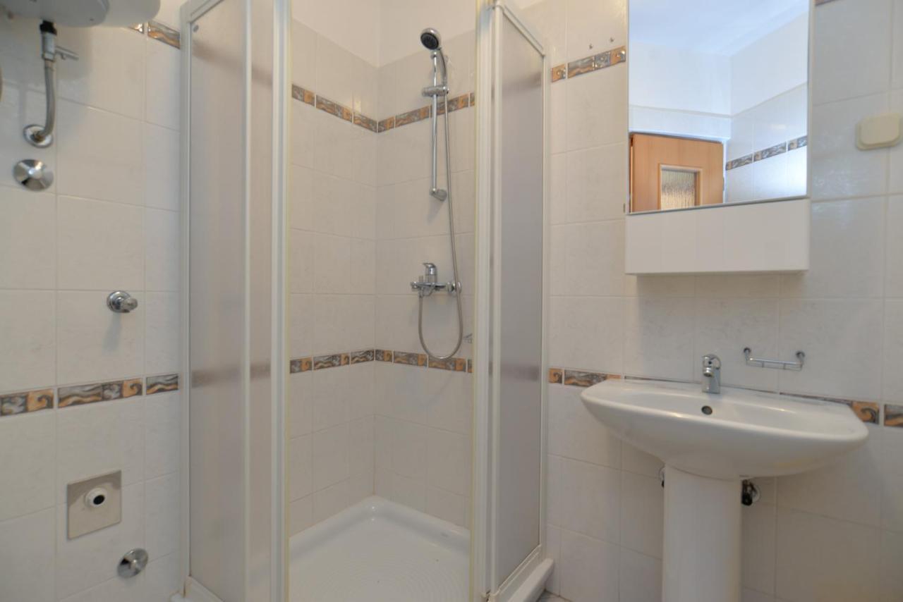 Apartments Elvis 1299 Vrsar Kültér fotó