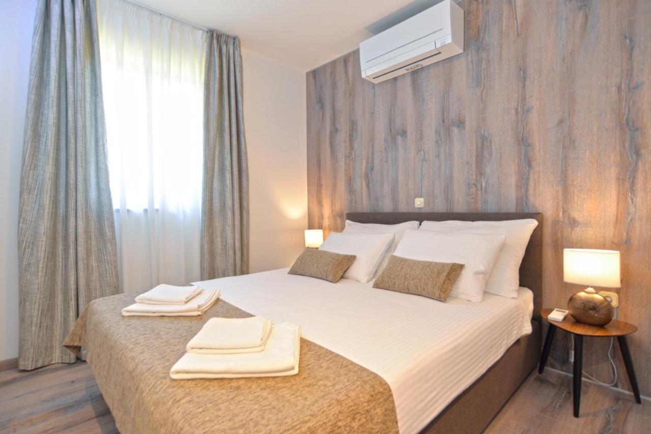 Apartments Elvis 1299 Vrsar Kültér fotó